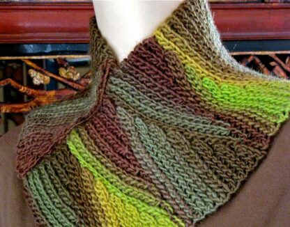 Slip Tectonics Cowl: Slip Stitch Crochet