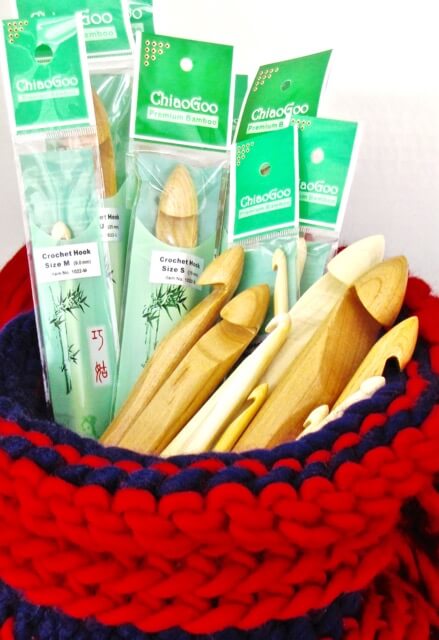 Size Q/15.75mm - Bamboo Crochet Hook - ChiaoGoo